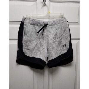 Under Armour Women's Gray / Black Loose Fit Athletic Shorts Size Small